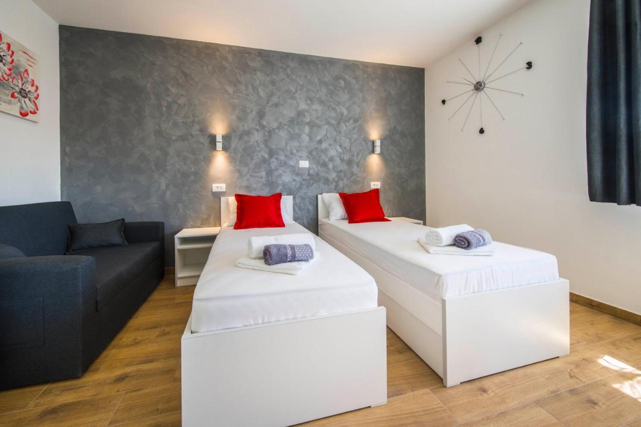 Split Central Luxury Studios Bagian luar foto