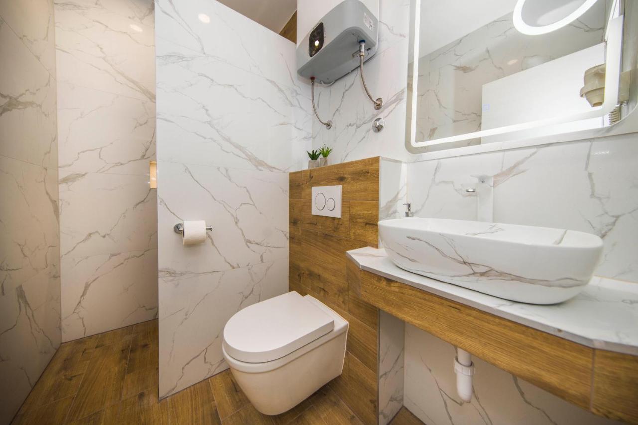 Split Central Luxury Studios Bagian luar foto