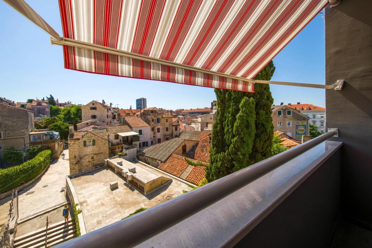 Split Central Luxury Studios Bagian luar foto